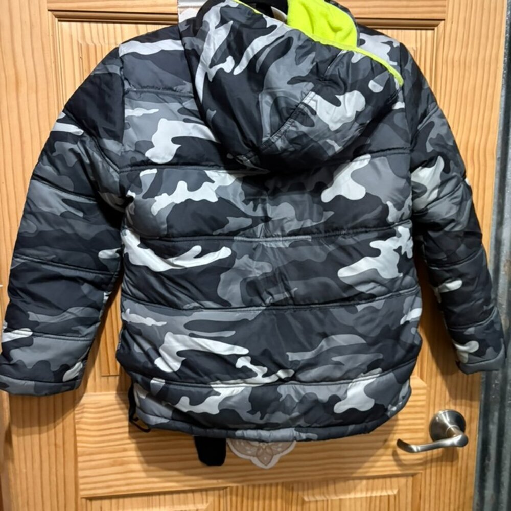 Faded Glory Kids Camo Puffer Jacket Hooded Zip Front Boys Girls L 10 12 - Picture 3 of 4